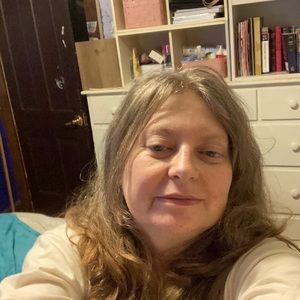 Meet your Posher, Joanie